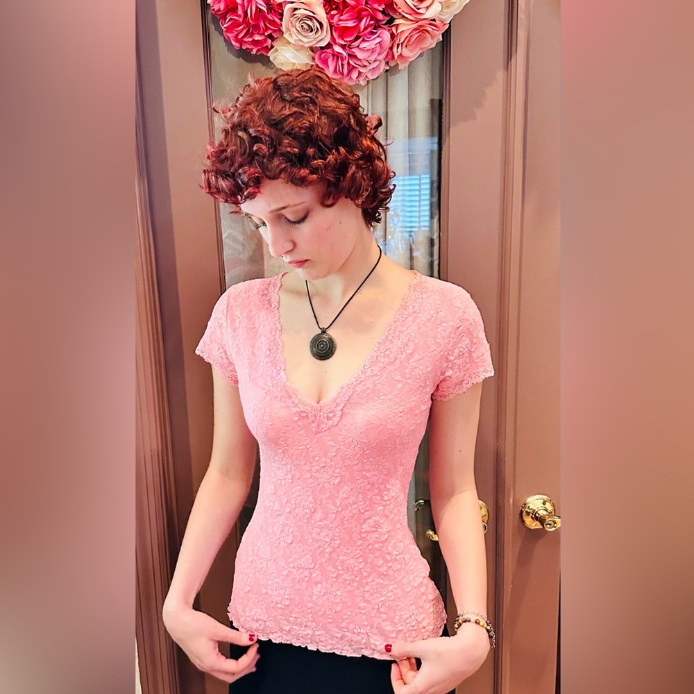 Hanky Panky Small Signature Lace, V-Neck, Short Sleeve Top